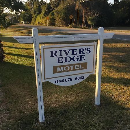 The Rivers Edge Motel LaBelle Εξωτερικό φωτογραφία