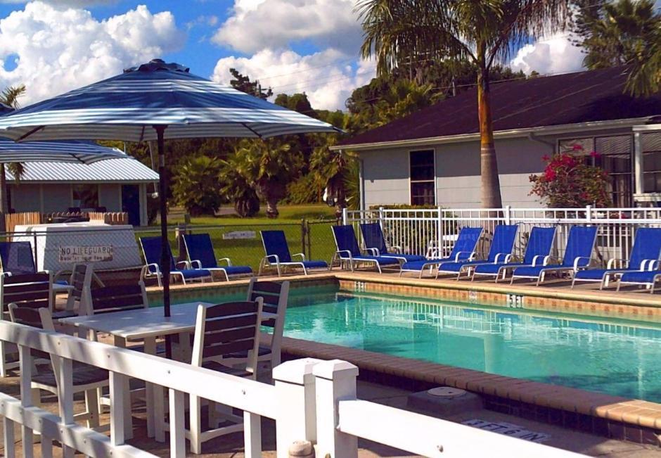 The Rivers Edge Motel LaBelle Εξωτερικό φωτογραφία